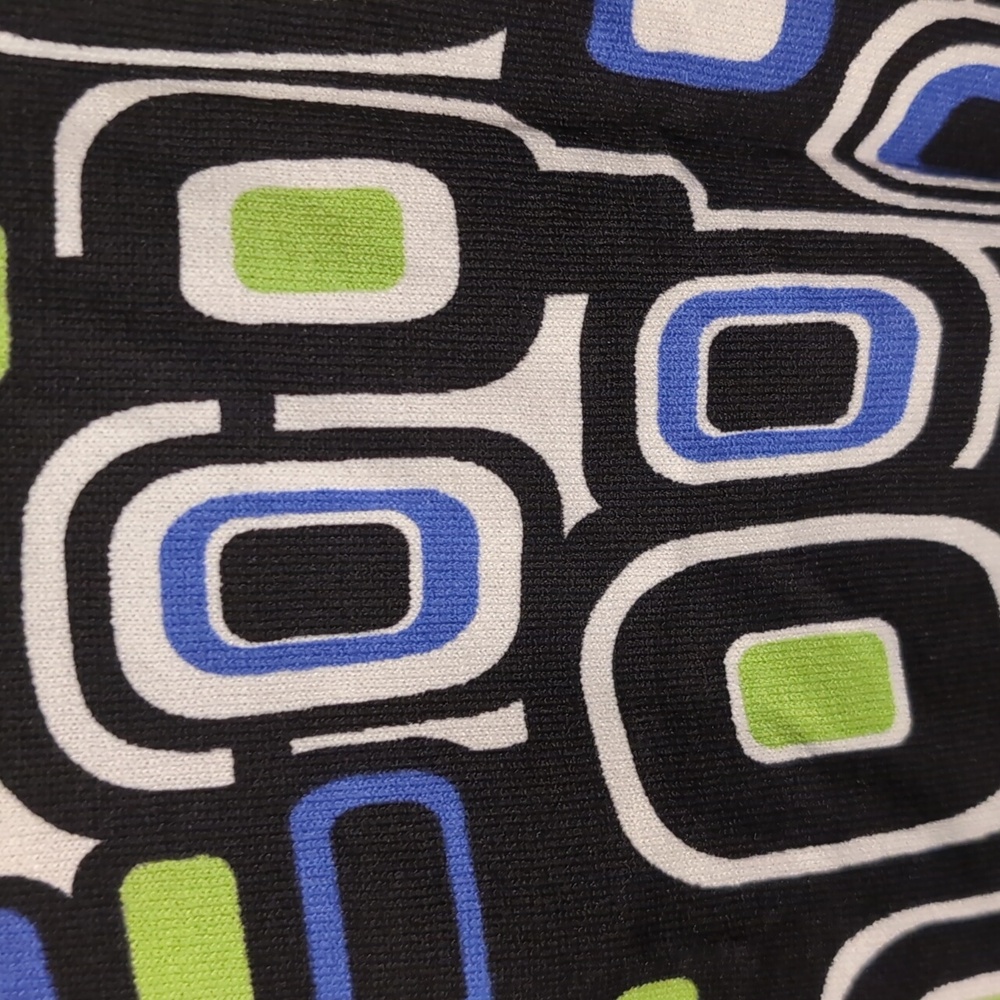 Geometric Patterned Cardigan - Picture 4 of 7